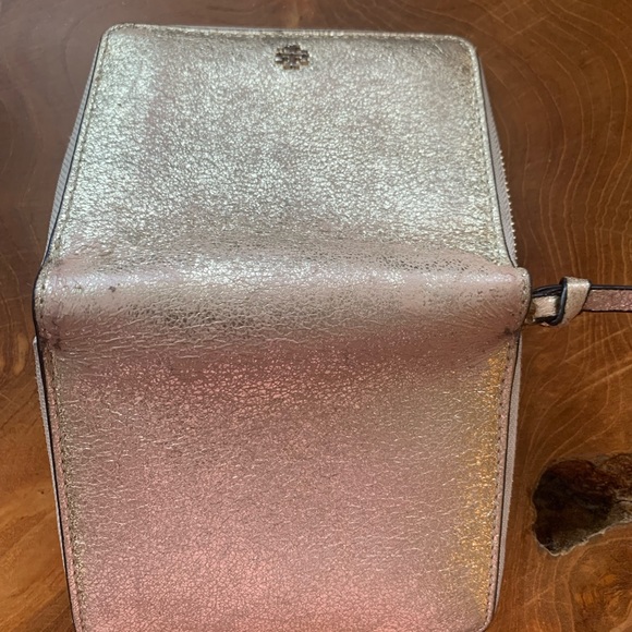 Tory Burch Metallic Wallet - Picture 4 of 7